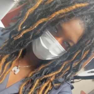 Meet your Posher, Sharae